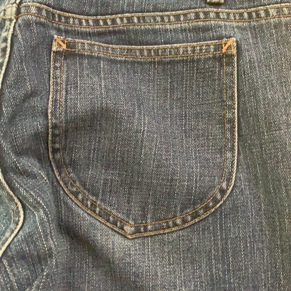 GAP brand Size 6R Jean Capris - Picture 6 of 11